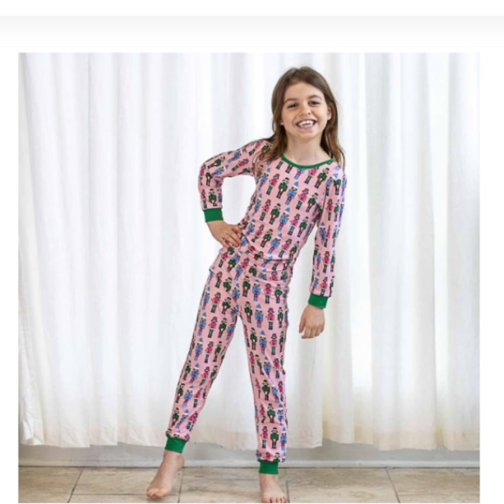 The Royal Standard Girl Nutcracker Pajama Set Christmas Holiday Pink Green 2T‎